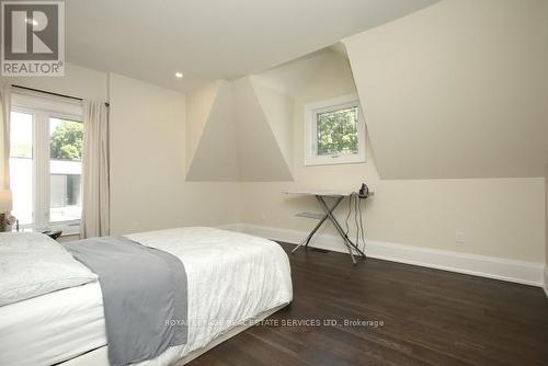 375 Arden Crescent, Burlington, ON - Indoor Photo Showing Bedroom