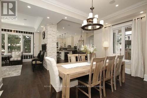 375 Arden Crescent, Burlington, ON - Indoor Photo Showing Dining Room