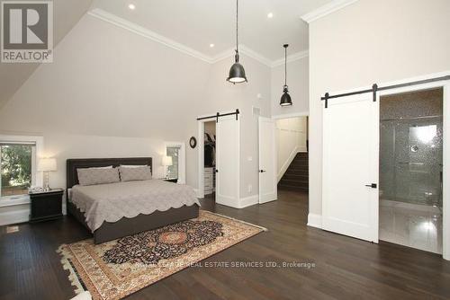 375 Arden Crescent, Burlington, ON - Indoor Photo Showing Bedroom