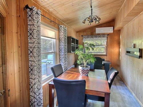 Dining room - 6220 Ch. De La Baie-Destor, Rouyn-Noranda, QC - Indoor Photo Showing Dining Room