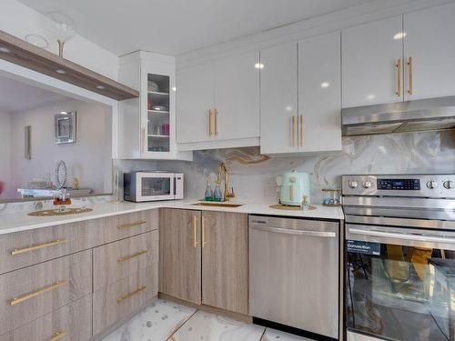 Kitchen - 6845 Rue Galarneau, Laval (Sainte-Rose), QC - Indoor Photo Showing Kitchen