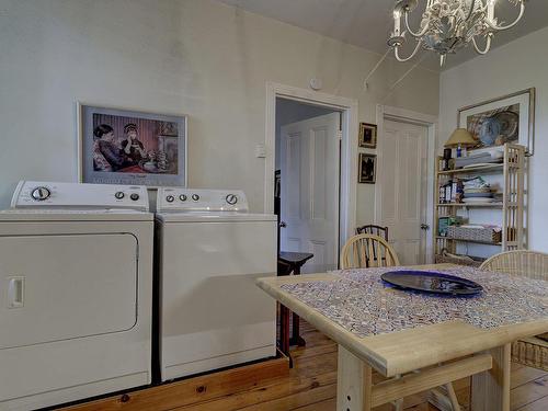 Dining room - 551  - 553 Av. Letourneux, Montréal (Mercier/Hochelaga-Maisonneuve), QC - Indoor Photo Showing Laundry Room