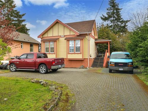 1729 Foul Bay Rd, Oak Bay, BC 