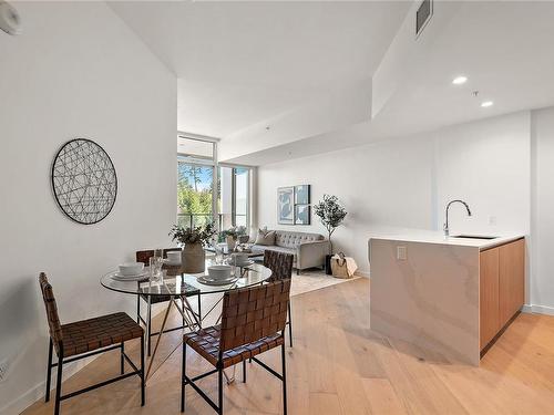 312-2000 Hannington Rd, Langford, BC - Indoor Photo Showing Dining Room