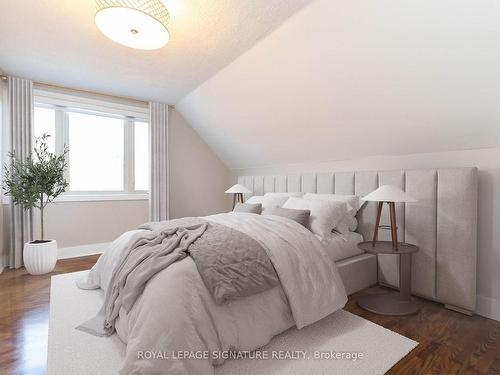 44 Hart Ave, Toronto, ON - Indoor Photo Showing Bedroom