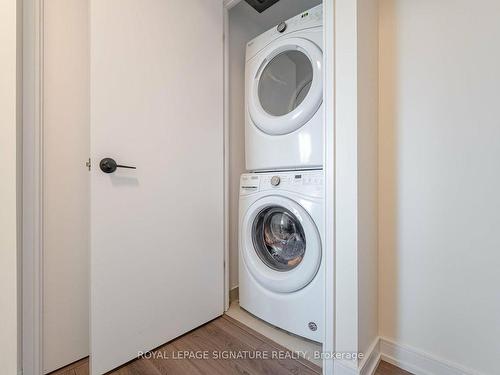 2204-20 Thomas Riley Rd, Toronto, ON - Indoor Photo Showing Laundry Room