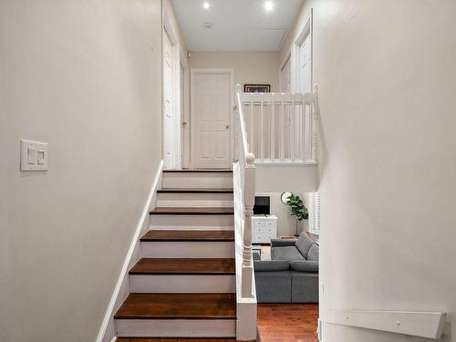 Staircase - 370 Rue Marlatt, Montréal (Saint-Laurent), QC - Indoor Photo Showing Other Room