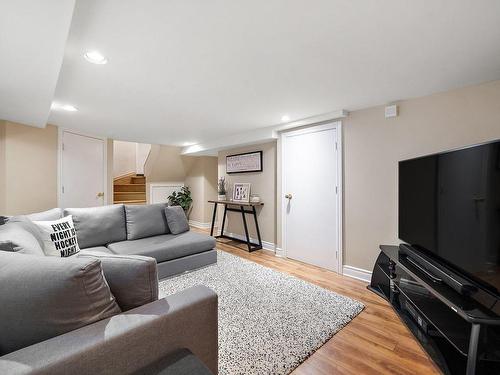 Basement - 370 Rue Marlatt, Montréal (Saint-Laurent), QC - Indoor Photo Showing Living Room