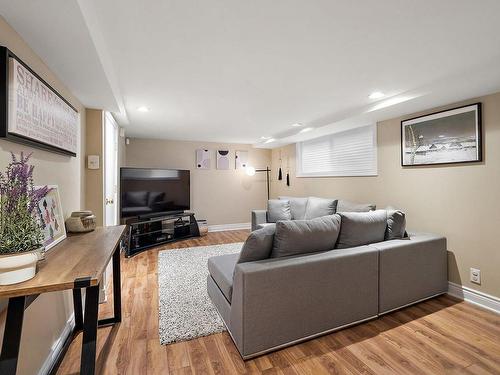 Family room - 370 Rue Marlatt, Montréal (Saint-Laurent), QC - Indoor