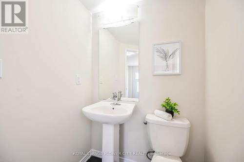 20 Arnold Marshall Boulevard, Haldimand, ON - Indoor Photo Showing Bathroom