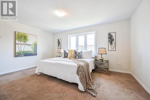 20 Arnold Marshall Boulevard, Haldimand, ON - Indoor Photo Showing Bedroom