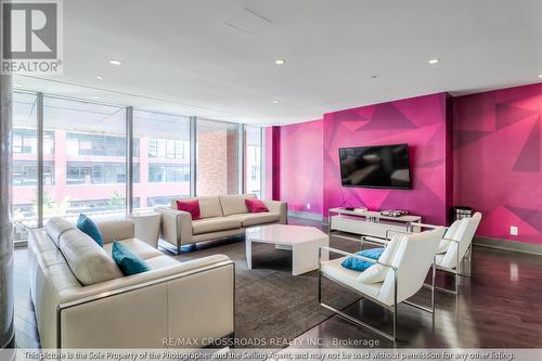 1701 - 150 East Liberty Street, Toronto, ON - Indoor Photo Showing Living Room