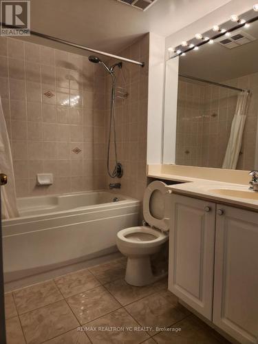 2808 - 8 Hillcrest Avenue, Toronto, ON - Indoor Photo Showing Bathroom