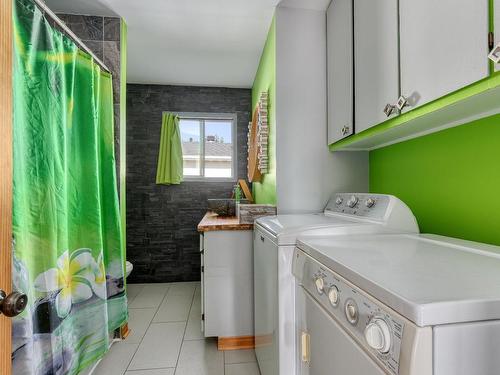 Bathroom - 180 Rue St-Jean-Baptiste, Saint-Michel-Des-Saints, QC - Indoor Photo Showing Laundry Room