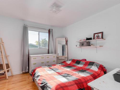 Bedroom - 180 Rue St-Jean-Baptiste, Saint-Michel-Des-Saints, QC - Indoor Photo Showing Bedroom