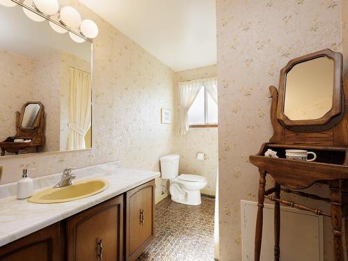 Bathroom - 118 Rue Acres, Kirkland, QC - Indoor Photo Showing Bathroom