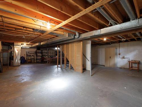 Basement - 118 Rue Acres, Kirkland, QC - Indoor Photo Showing Basement