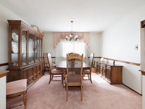 Dining room - 118 Rue Acres, Kirkland, QC - Indoor Photo Showing Dining Room