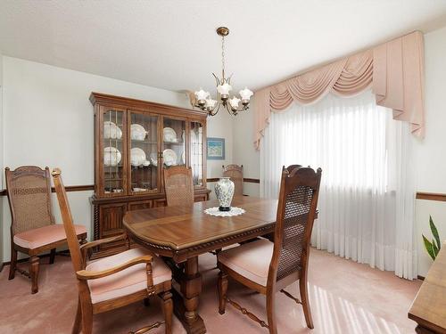 Dining room - 118 Rue Acres, Kirkland, QC - Indoor Photo Showing Dining Room