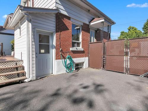 Exterior entrance - 1120 Rue St-Alexandre, Longueuil (Le Vieux-Longueuil), QC - Outdoor With Exterior