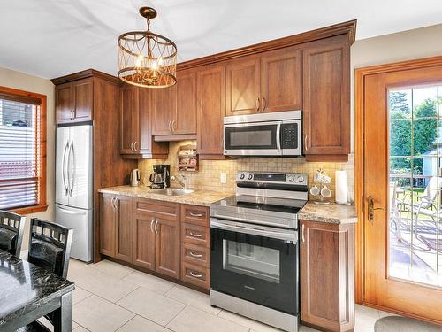 Kitchen - 1120 Rue St-Alexandre, Longueuil (Le Vieux-Longueuil), QC - Indoor Photo Showing Kitchen