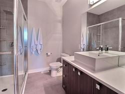 Ensuite bathroom - 