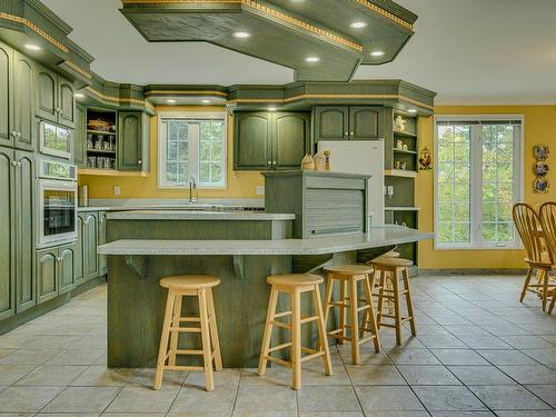 Kitchen - 132 Ch. Fournel, Sainte-Anne-Des-Lacs, QC - Indoor Photo Showing Kitchen