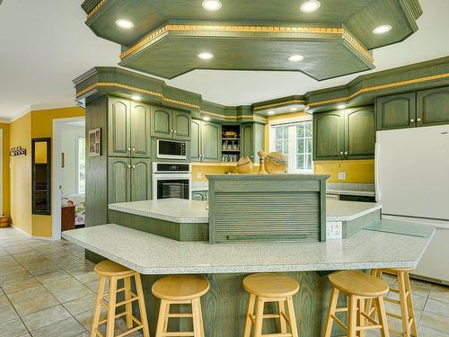 Kitchen - 132 Ch. Fournel, Sainte-Anne-Des-Lacs, QC - Indoor Photo Showing Kitchen