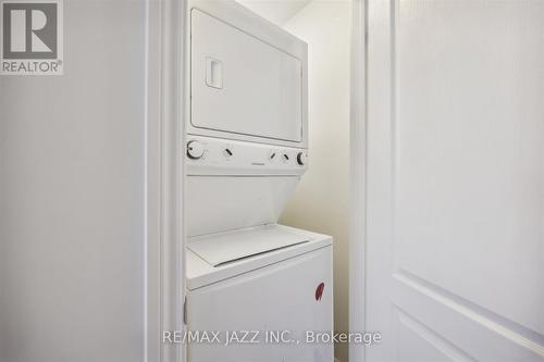 71 Far North Court, Oshawa (Windfields), ON - Indoor Photo Showing Laundry Room