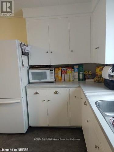 19 - 40 Judge Avenue, North Bay (Ferris), ON - Indoor Photo Showing Kitchen