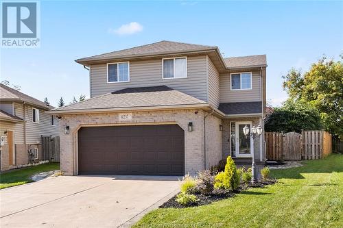 4237 Pearleaf Court, Windsor, ON - Outdoor