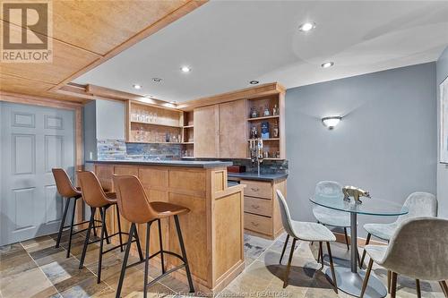 4237 Pearleaf Court, Windsor, ON - Indoor Photo Showing Dining Room