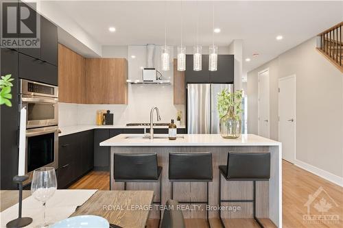 162 Prince Albert Street, Ottawa, ON - Indoor Photo Showing Kitchen With Upgraded Kitchen