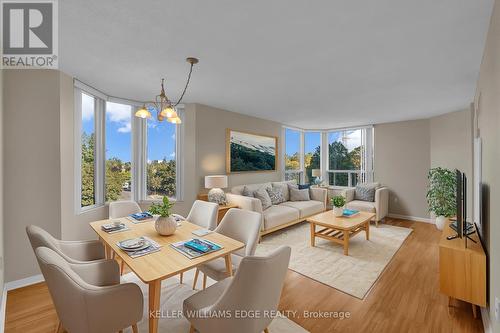 409 - 1270 Maple Crossing Boulevard, Burlington, ON - Indoor Photo Showing Living Room