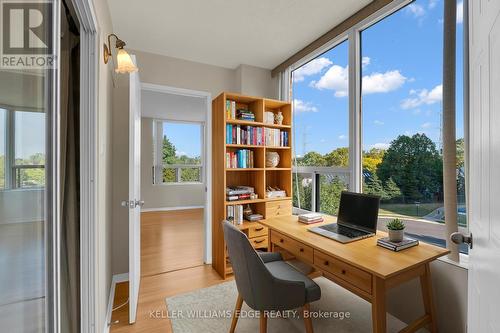 409 - 1270 Maple Crossing Boulevard, Burlington, ON - Indoor Photo Showing Office