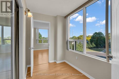 409 - 1270 Maple Crossing Boulevard, Burlington, ON - Indoor Photo Showing Other Room