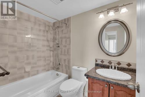 409 - 1270 Maple Crossing Boulevard, Burlington, ON - Indoor Photo Showing Bathroom