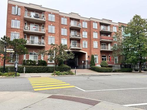 ExtÃ©rieur - 201-5860 Av. De Monkland, Montréal (Côte-Des-Neiges/Notre-Dame-De-Grâce), QC - Outdoor With Balcony With Facade