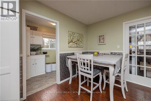 120 Havelock Street, Georgian Bluffs, ON - Indoor Photo Showing Dining Room