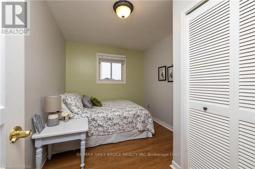 120 Havelock Street, Georgian Bluffs, ON - Indoor Photo Showing Bedroom