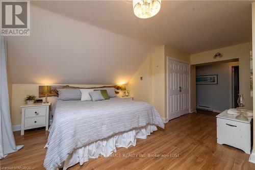 120 Havelock Street, Georgian Bluffs, ON - Indoor Photo Showing Bedroom