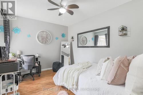 177 Angeline Street N, Kawartha Lakes (Lindsay), ON - Indoor Photo Showing Bedroom