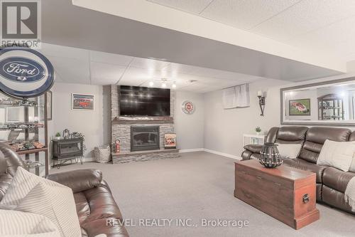 177 Angeline Street N, Kawartha Lakes (Lindsay), ON - Indoor With Fireplace