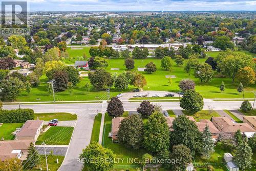 177 Angeline Street N, Kawartha Lakes (Lindsay), ON - Outdoor With View