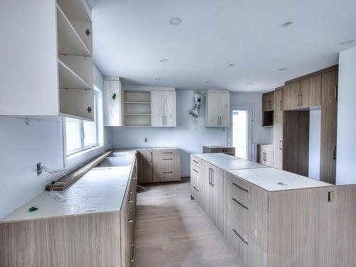 Kitchen - 6175 59E Avenue, Laval (Laval-Ouest), QC - Indoor Photo Showing Kitchen