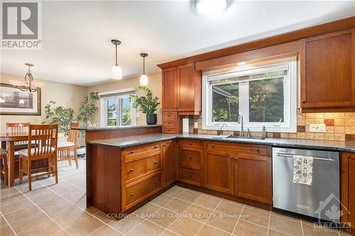 12390 Ormond Road, North Dundas, ON - Indoor Photo Showing Kitchen