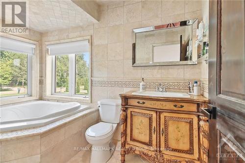 804 Flynn Road, North Grenville, ON - Indoor Photo Showing Bathroom