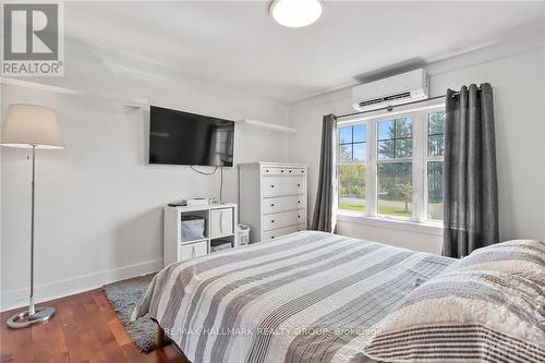 804 Flynn Road, North Grenville, ON - Indoor Photo Showing Bedroom