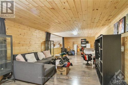 804 Flynn Road, North Grenville, ON - Indoor