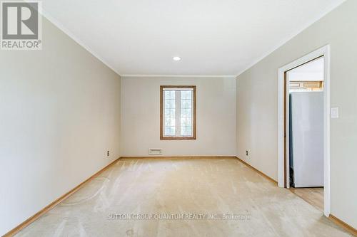 1021 Hedge Drive, Mississauga, ON - Indoor Photo Showing Other Room